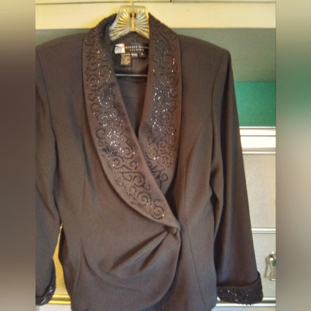 Ladies suit